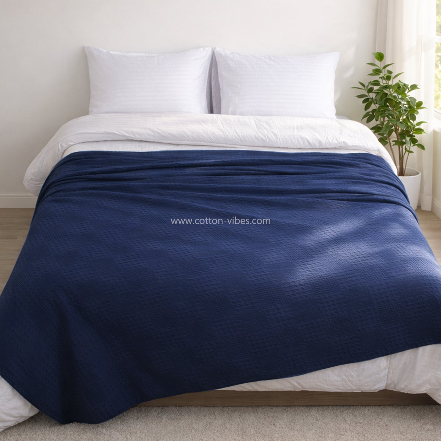 100% Egyptian Cotton Pique Coverlet - Navy