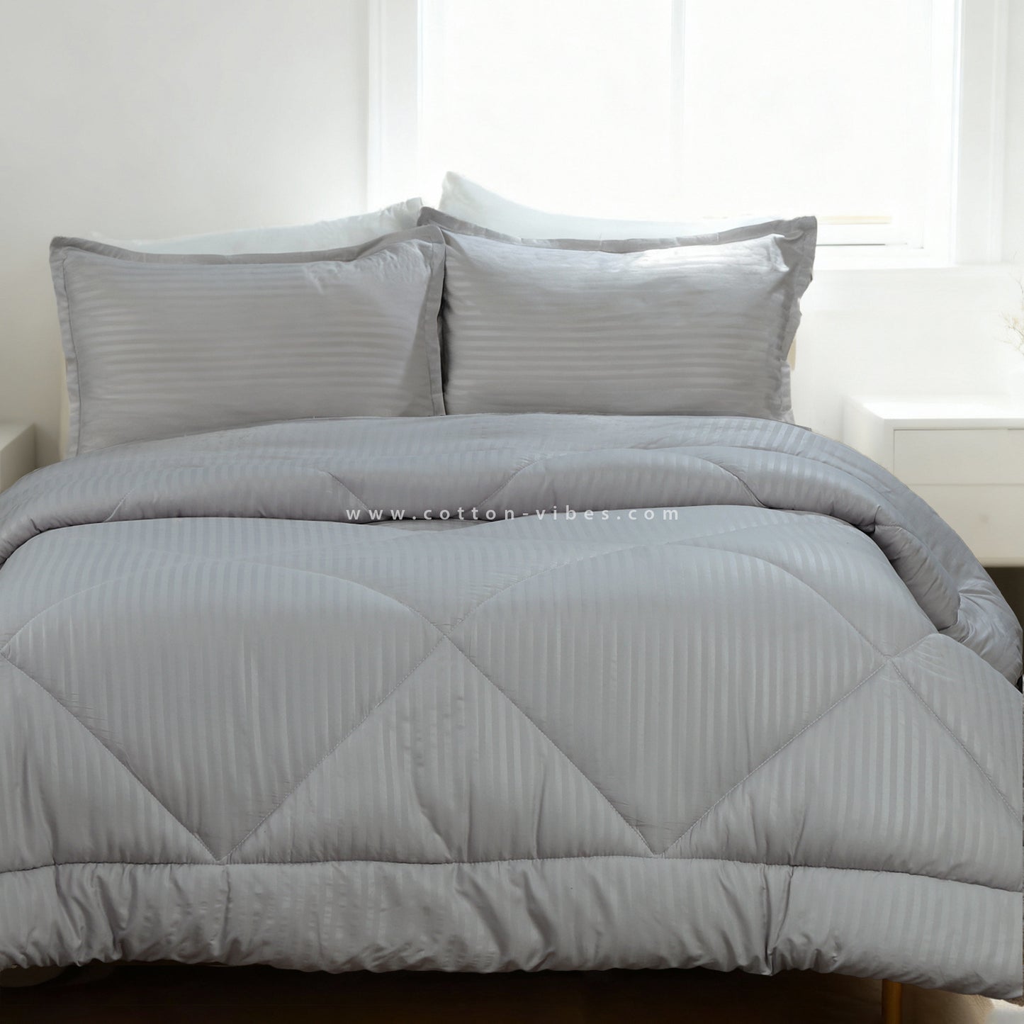 Luxury Hotel Striped Cotton Duvet with Pillowcases - Grey