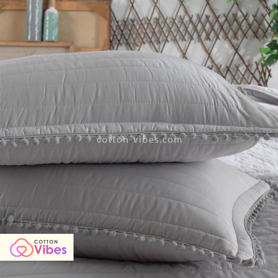 Quilted Summer Cotton Coverlet with Pillowcases – Grey